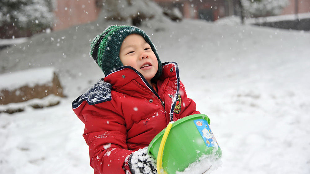 初雪，沒(méi)有炸雞和啤酒